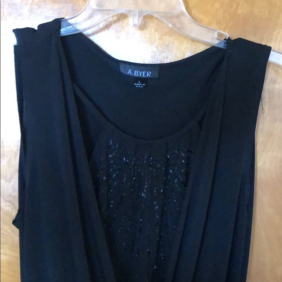 Top - Picture 2 of 3